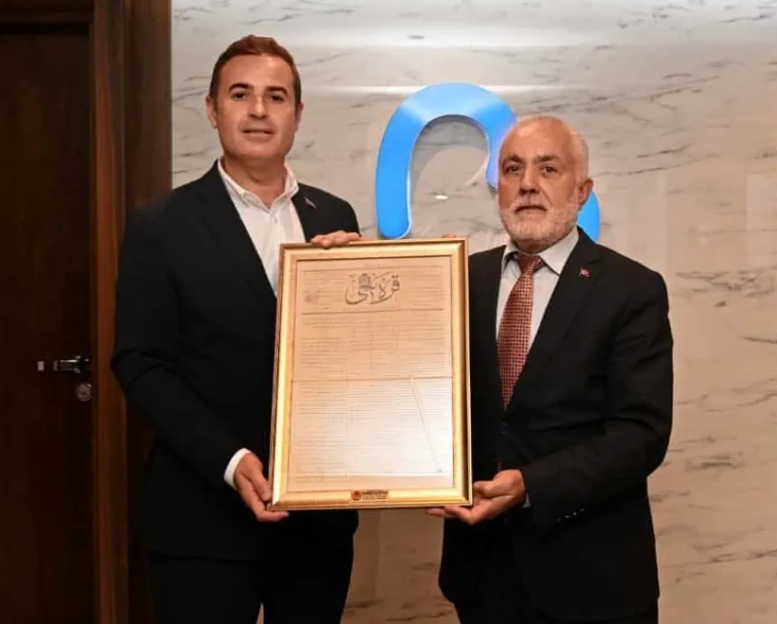 Balıkesir Gazeteciler Cemiyeti yönetimi, Balıkesir Büyükşehir Belediye Başkanı Ahmet Akın