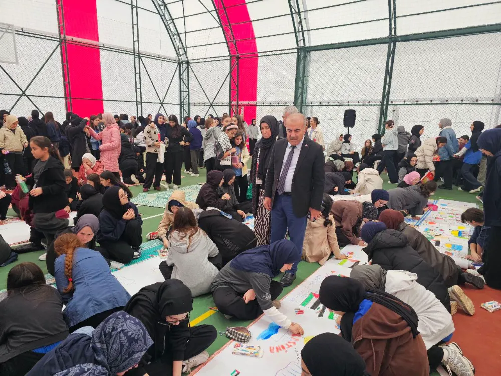 Balıkesir’de Öğrencilerden Filistin’e Vicdan Nöbeti