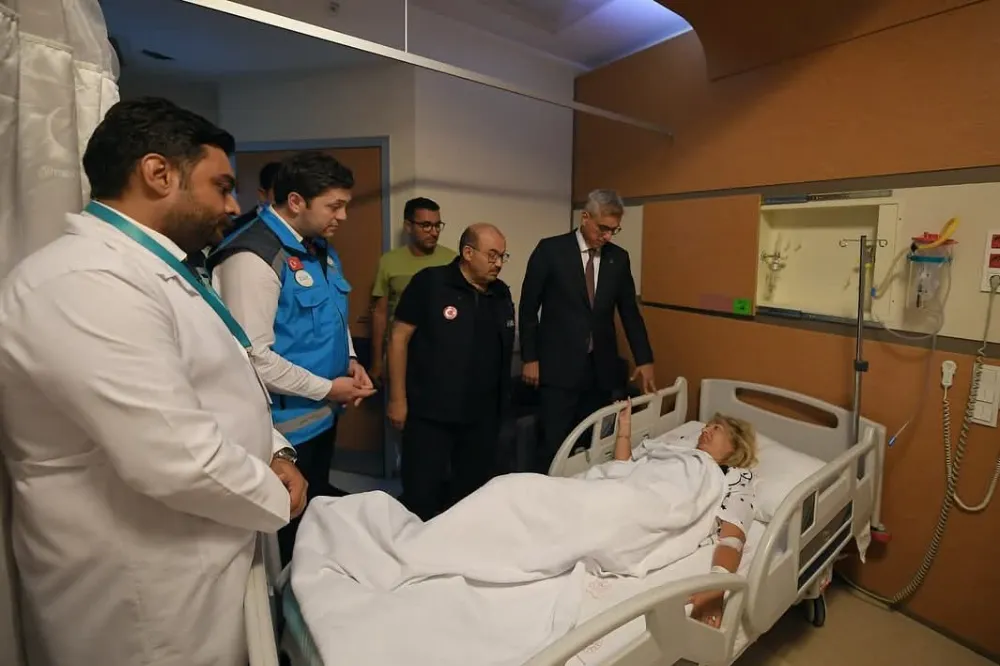 DEPREMZELERE ZİYARET 