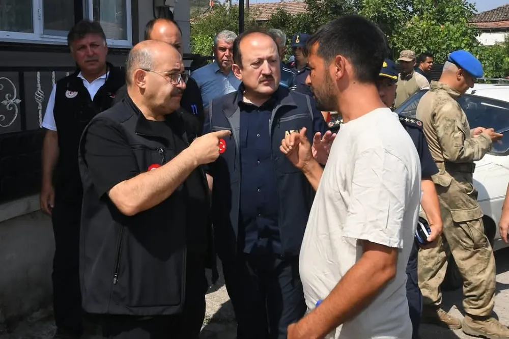 Vali Ustaoğlu Sındırgı  Kızılgür Mahallesi Ziyaret 