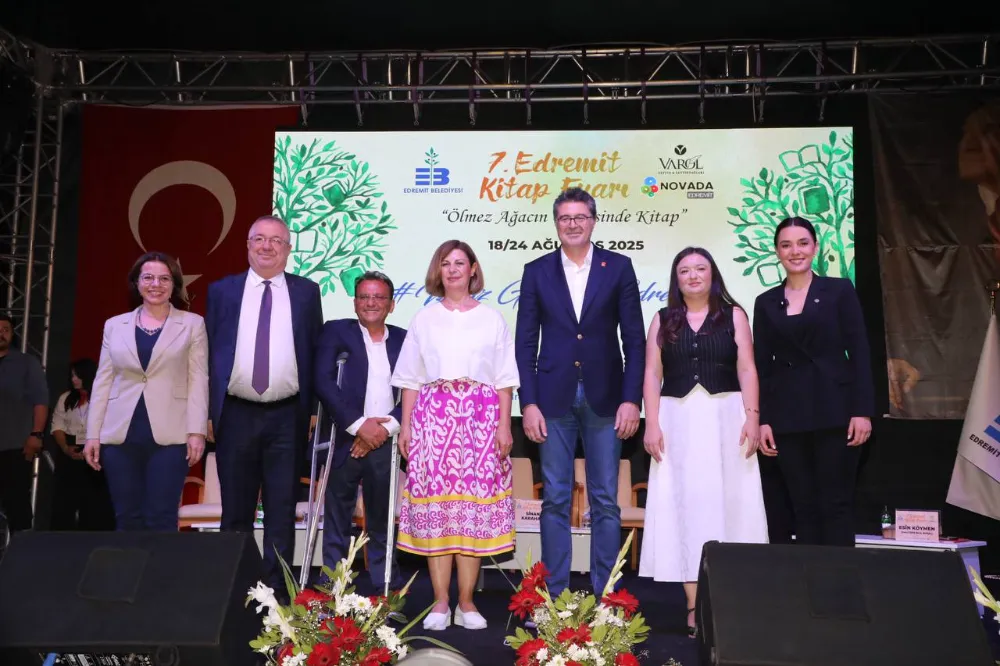 Ölmez Ağacın Gölgesinde Kitap: 7. Edremit Kitap Fuarı başladı