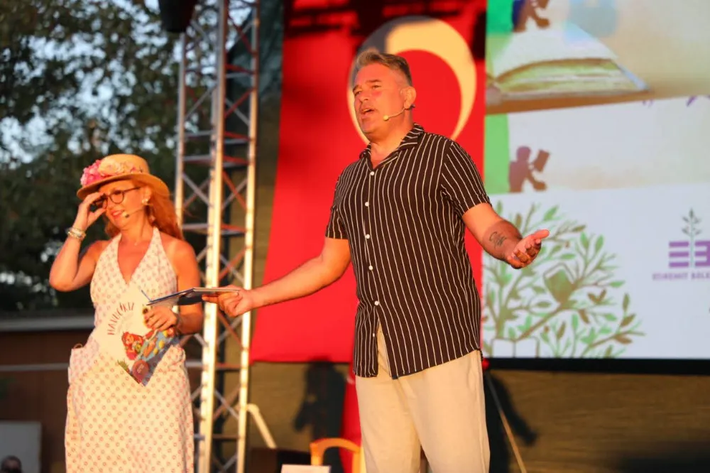 7. EDREMİT KİTAP FUARI’NDA 3. GÜN COŞKUSU