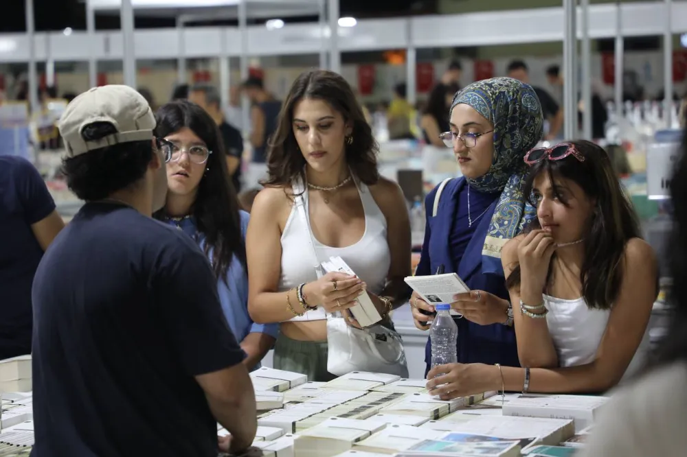 7. Edremit Kitap Fuarı’nda 5. Gün: Şiirden panele, türkülerden müziğe