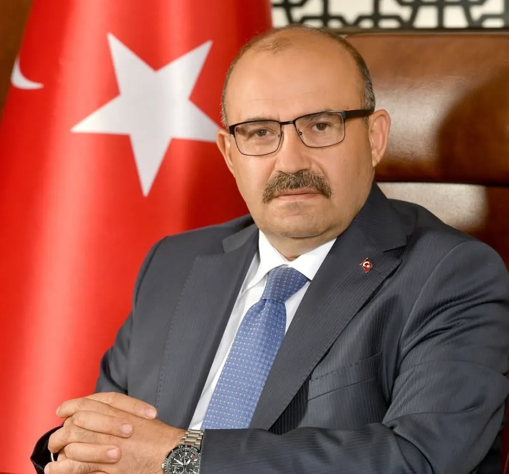 VALİ USTAOĞLU’NDAN 30 AĞUSTOS ZAFER BAYRAMI MESAJI