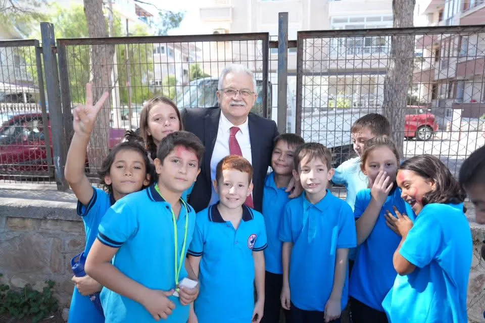 BURHANİYE’DE 2025-2026 EĞİTİM ÖĞRETİM YILI İLKÖĞRETİM HAFTASI KUTLANDI