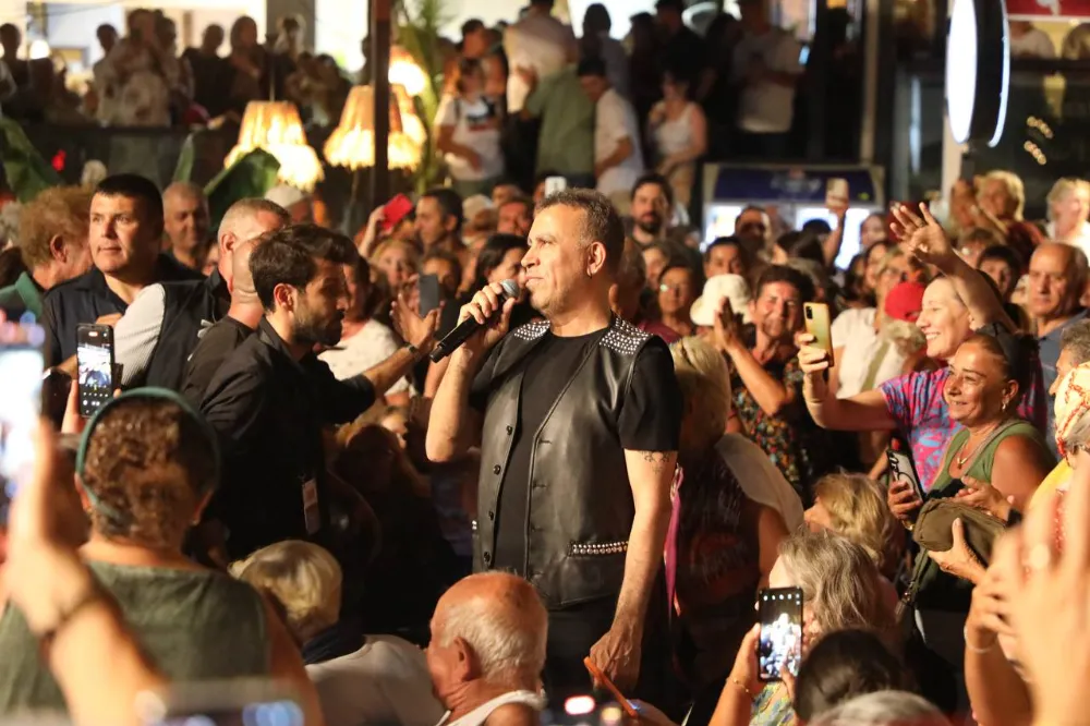 Edremit’te 1 Eylül Dünya Barış Günü coşkusu