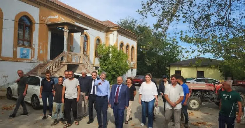 MUHTEREM İNCE EDREMİT’TE