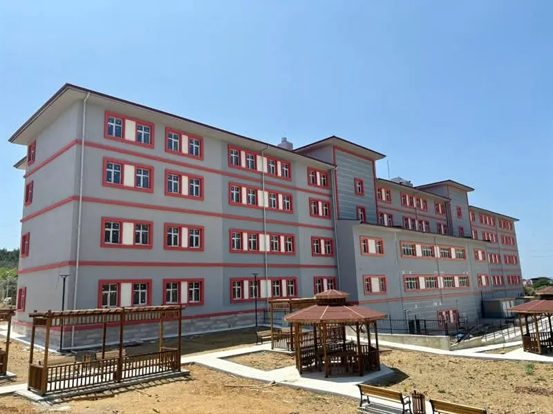 EĞİTİM DESTEĞİ: YENİ KYK YURDU HİZMETE AÇILDI